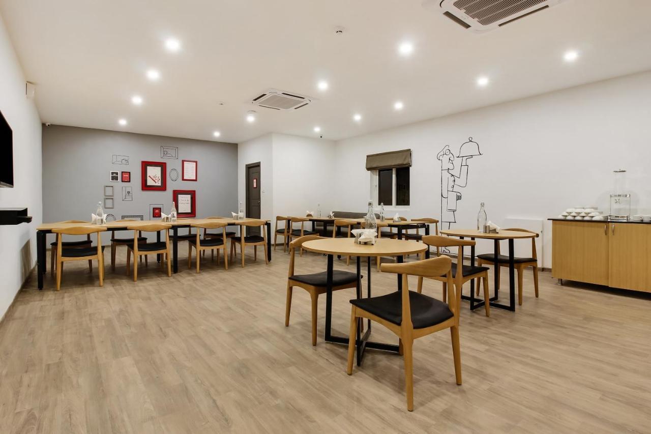Oyo Townhouse 600 Gangothri Hotel Secundurabad Екстериор снимка
