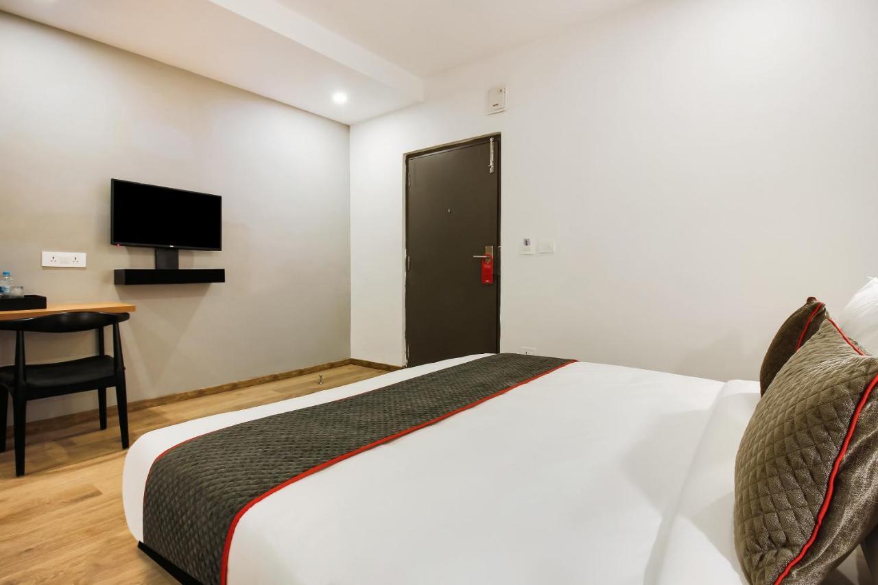 Oyo Townhouse 600 Gangothri Hotel Secundurabad Екстериор снимка