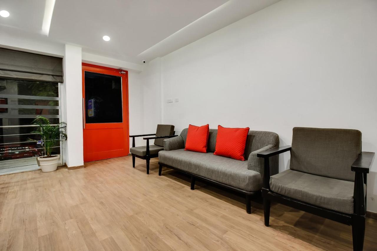Oyo Townhouse 600 Gangothri Hotel Secundurabad Екстериор снимка